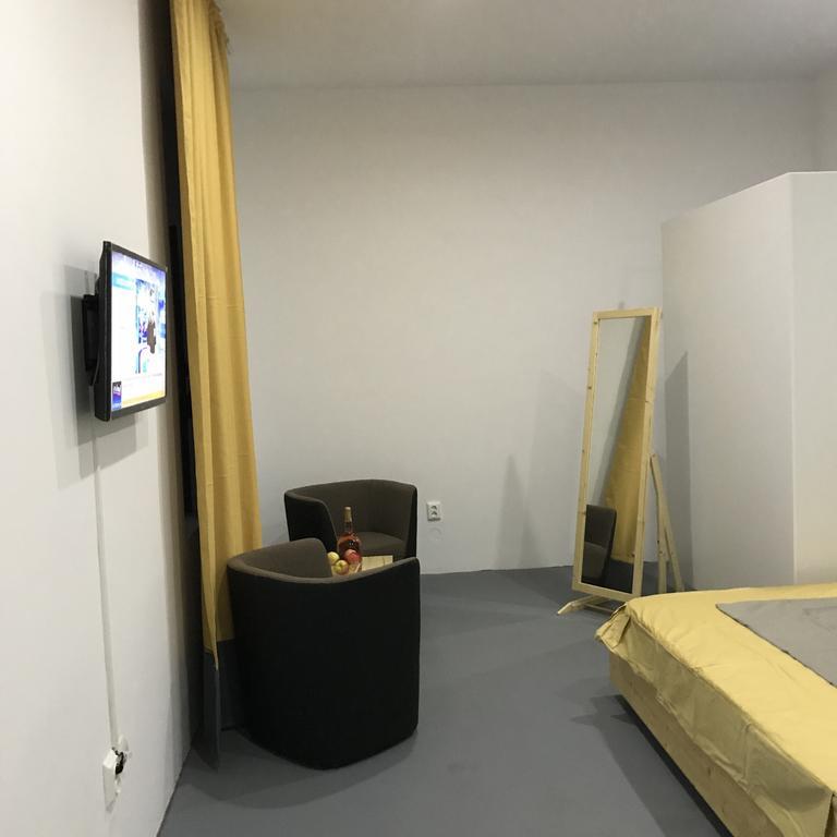 Central Park Studios ブカレスト エクステリア 写真